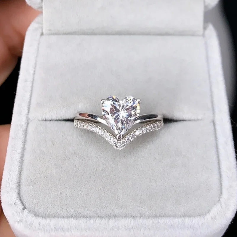 Delicate Silver Color White Zircon Stones Heart Rings for Women Fashion